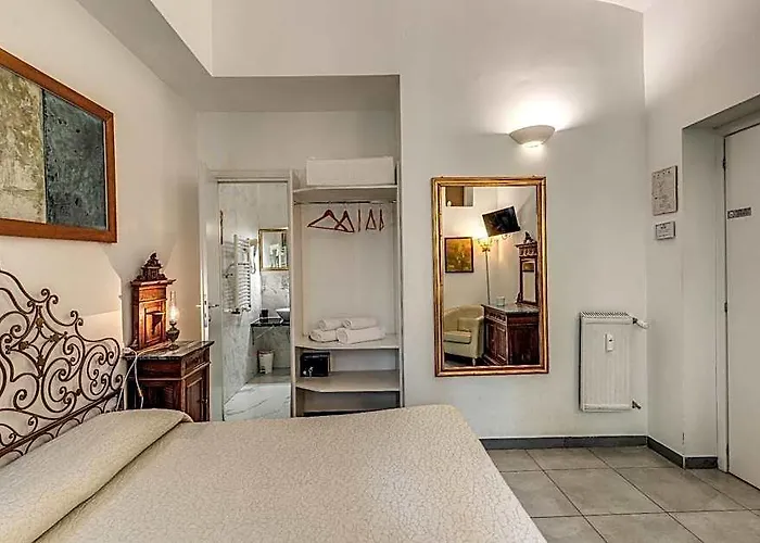 Hotel Biancagiulia 3*